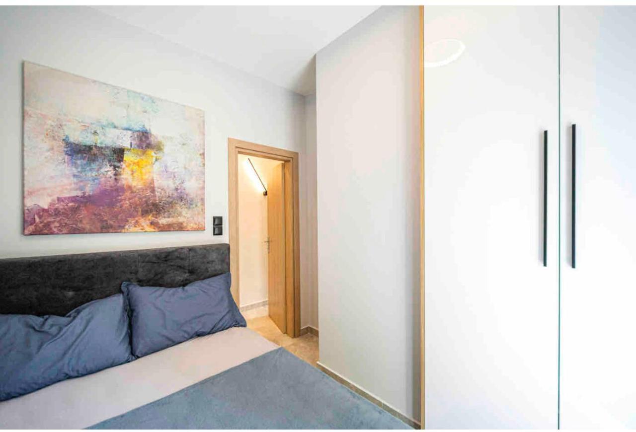 Ares Apartment *